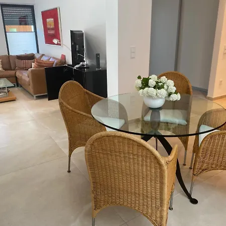Strandbadallee Apartmán *
